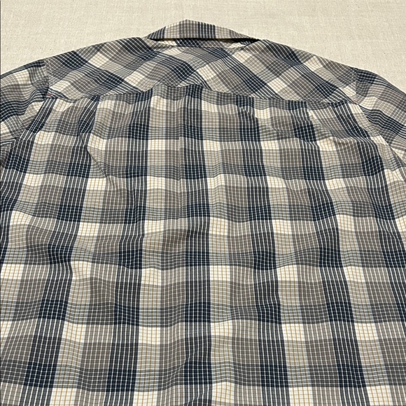 L.L. Bean Shirt Men’s L Navy/White Plaid Casual Button Down Comfort Stretch - Picture 9 of 14